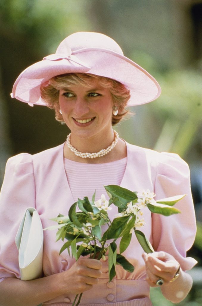 Lady Diana e il suo colore preferito.